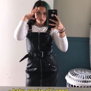 Meet your Posher, Arielle